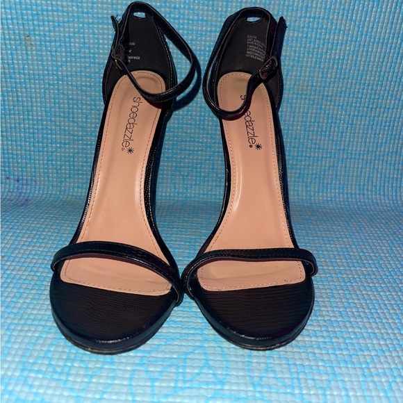 Black ShoeDazzle sandal heels size 7/12 - Picture 2 of 4